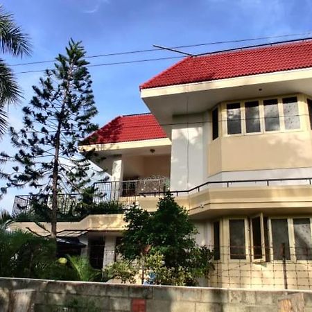 Coral Shelters Kochadai Apartment Madurai Bagian luar foto