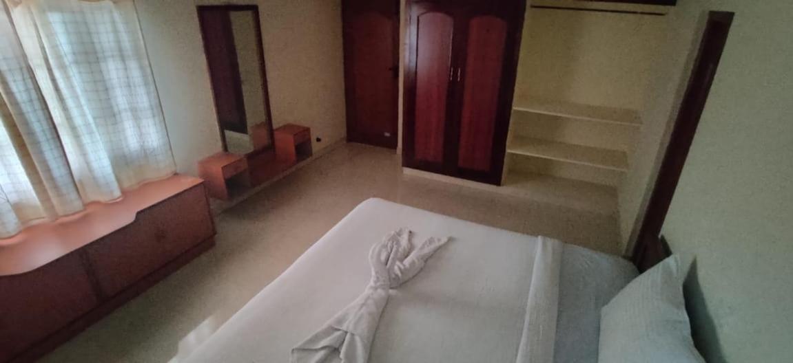 Coral Shelters Kochadai Apartment Madurai Bagian luar foto