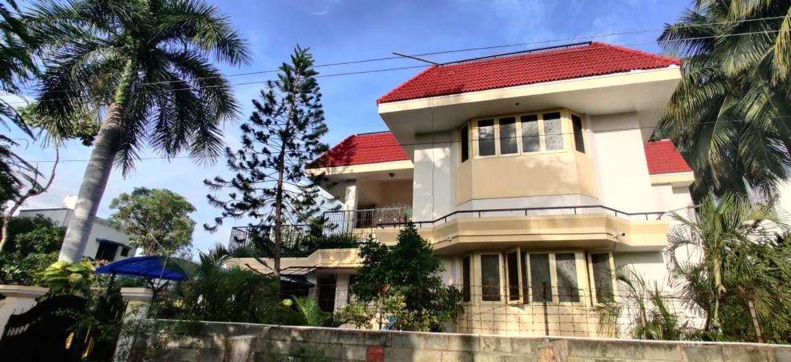 Coral Shelters Kochadai Apartment Madurai Bagian luar foto